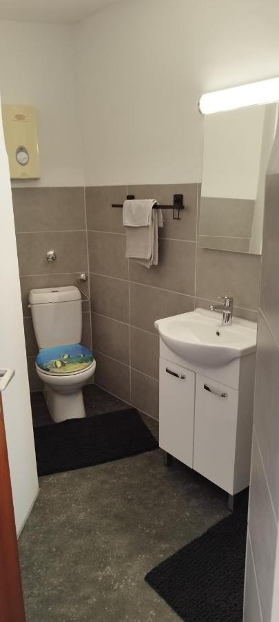 Schoene Sonnige Wohnung Juchen Ngoại thất bức ảnh