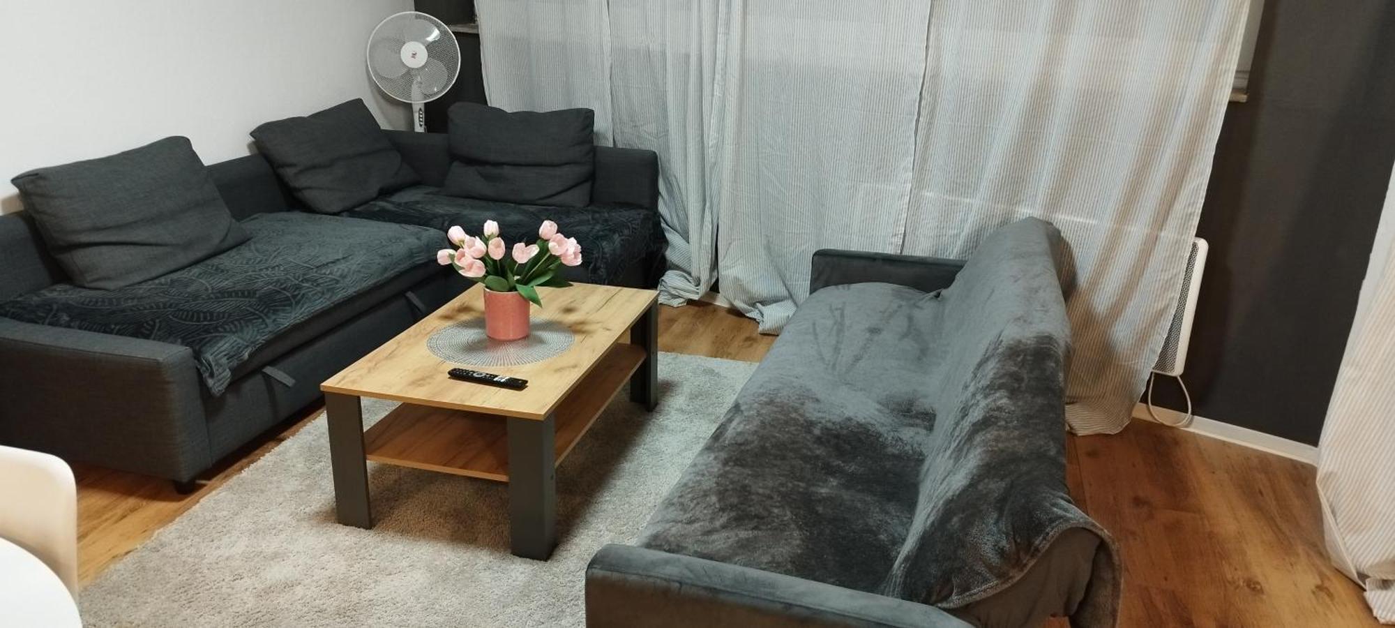 Schoene Sonnige Wohnung Juchen Ngoại thất bức ảnh